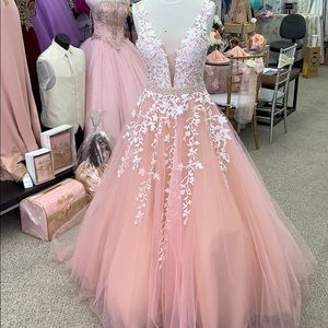 Blush Tul gown size 8